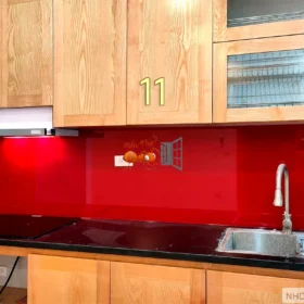Sửng sờ trước vẻ đẹp rực rỡ hơn 50 mẫu kính cường lực ốp bếp