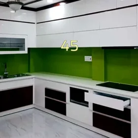 Sửng sờ trước vẻ đẹp rực rỡ hơn 50 mẫu kính cường lực ốp bếp